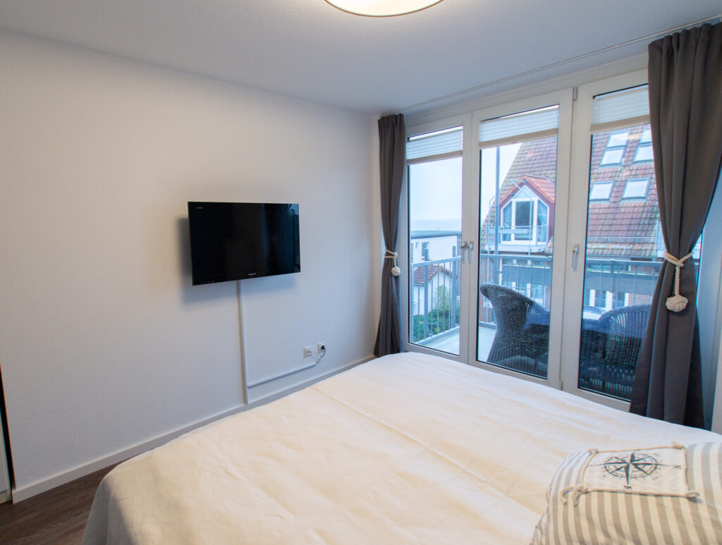 Schlafzimmer mit Balkon | Strandleben Ostsee